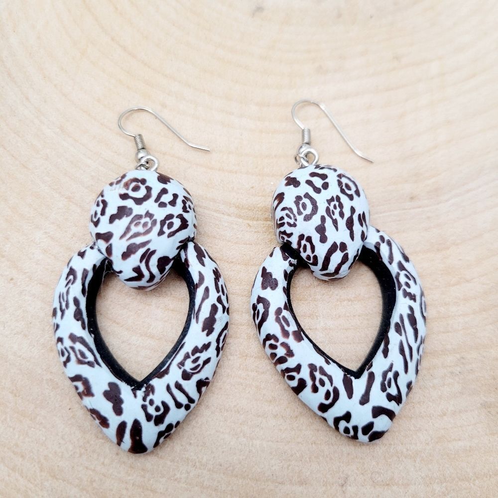 2/$20 Brand New Top Fashion Black & Blue Pattern Earrings